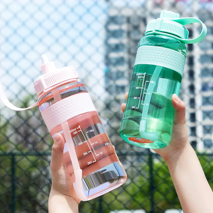 Large Capacity Outdoor Plastic Straw Sports Water Bottle