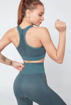 Women's Sporty Two-Piece Set with Gathered Design